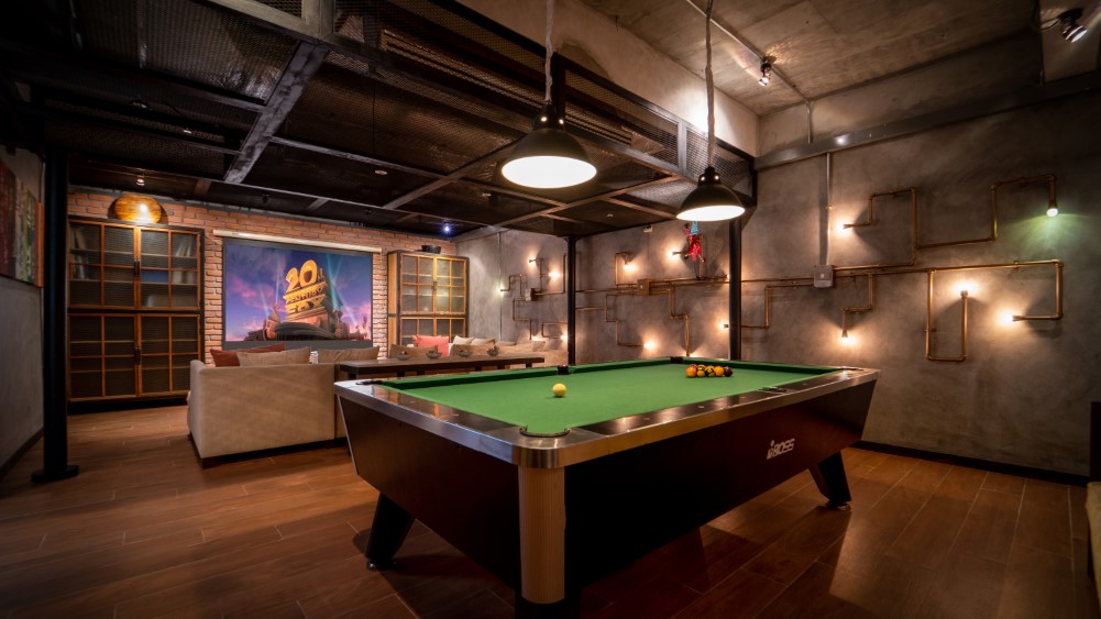 Jivana Beach Villas - Villa Jia - Private cinema and pool table